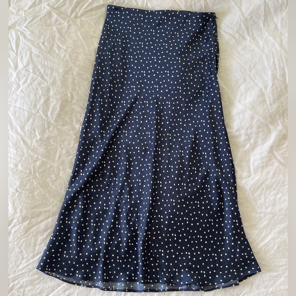 Aritzia Wilfred Slip Midi Skirt